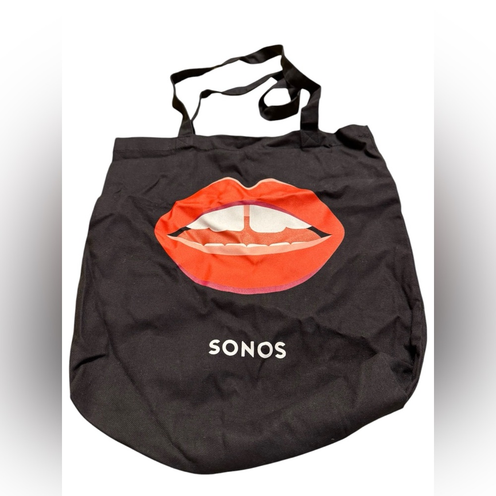 Black cotton tote with Sonos Lip Graphic. EUC